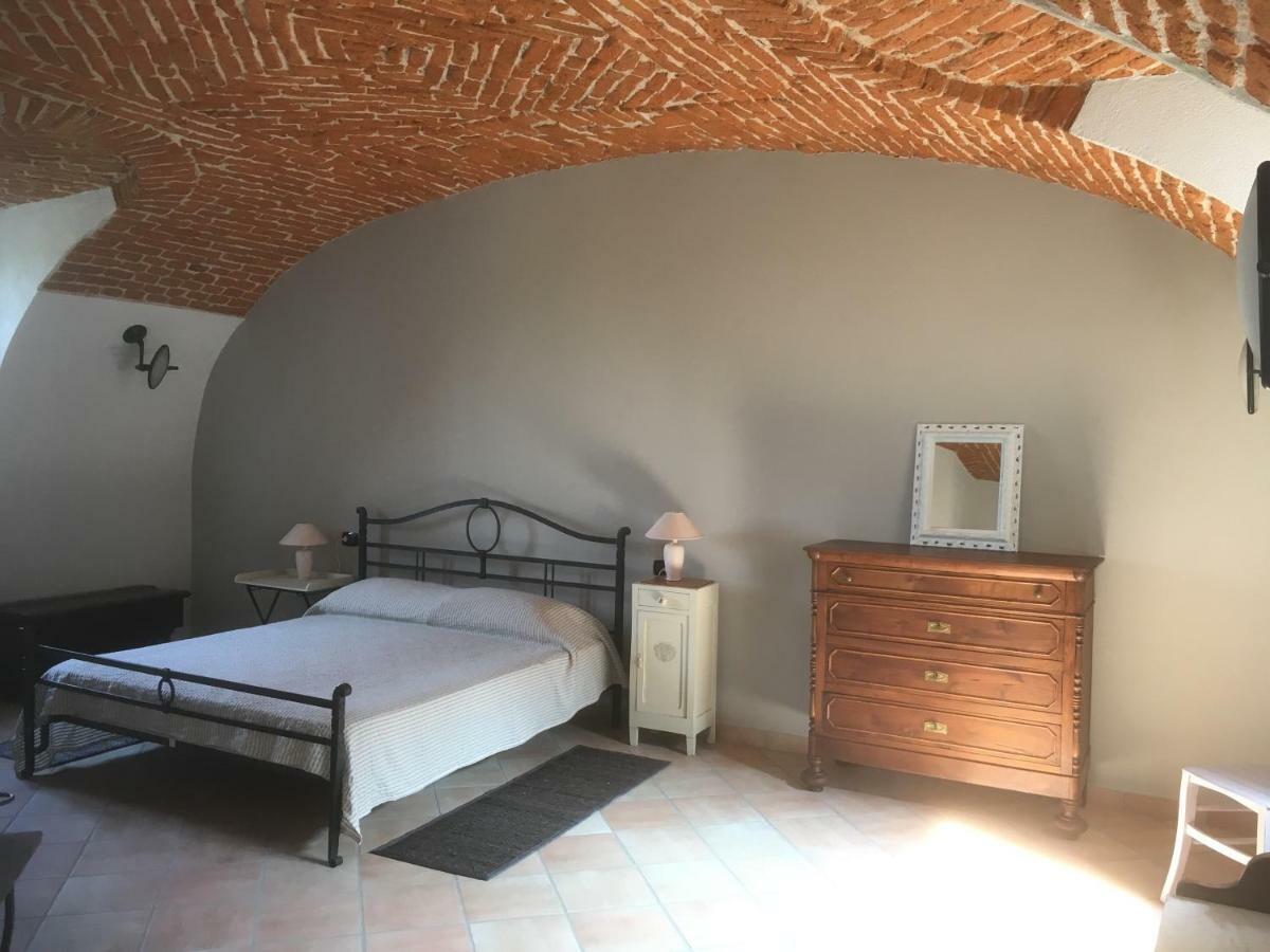 Castello Della Bastia Hotell Balocco Exteriör bild