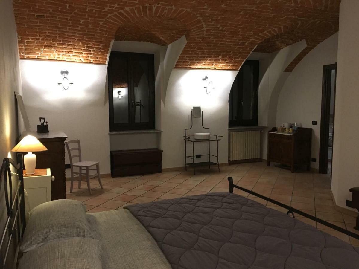 Castello Della Bastia Hotell Balocco Exteriör bild