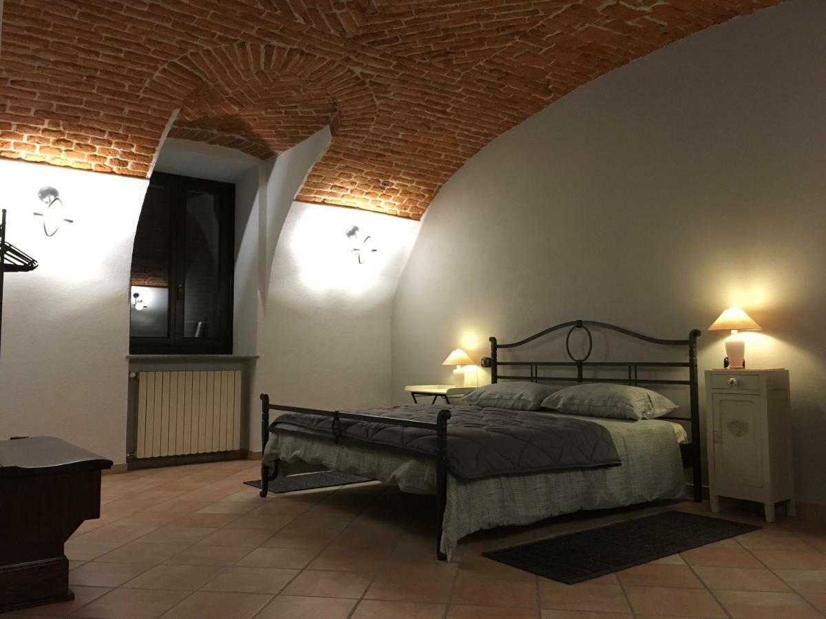 Castello Della Bastia Hotell Balocco Exteriör bild
